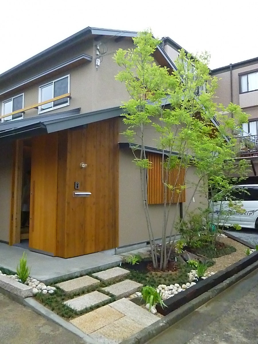 奈良県 大和高田市 s邸 和モダン 玄関前オープンstyle 植忠 Blog 奈良県 大和高田市 s邸 和モダン 玄関前オープンstyle 植忠 Blog