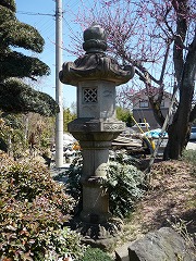 春日型灯篭