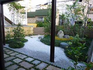 大阪　大阪市阿倍野区　Ｔ邸　　和風の庭のリフォーム、枯山水、庭つくり