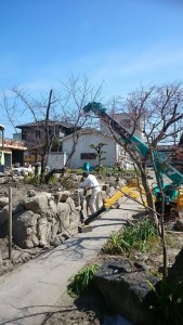 大阪　泉佐野市　くずれ石積み、庭石据え付け、和風の庭造り