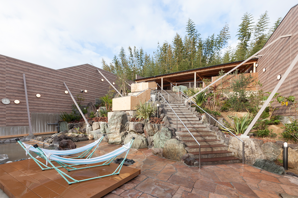 大阪 富田林市 Uguisu様 リゾートスパの庭つくり リフォーム 植忠 Blog